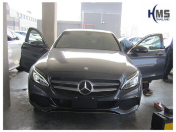 ติดตั้งกล้องหลัง Mercedes Benz C200