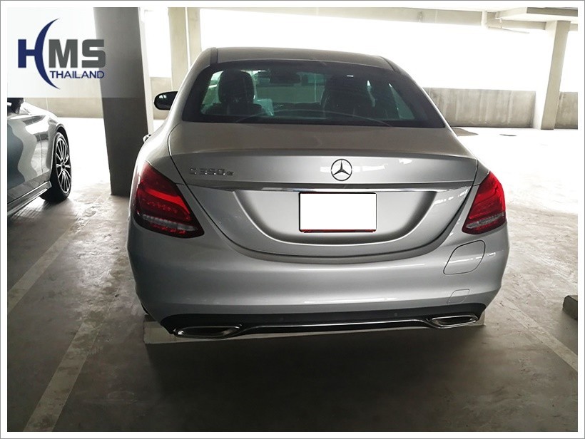 Mercedes Benz C350e W205 (DVR Thinkware X330)