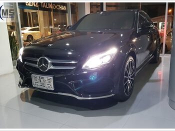 Mercedes Benz C350e (DVR Thinkware X550)