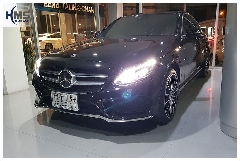 Mercedes Benz C350e (DVR Thinkware X550)