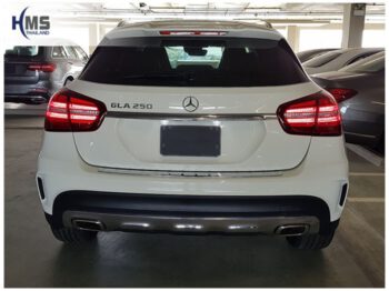 Mercedes Benz GLA250 W156 (TV Digital ASUKA HR600+Wifi box)