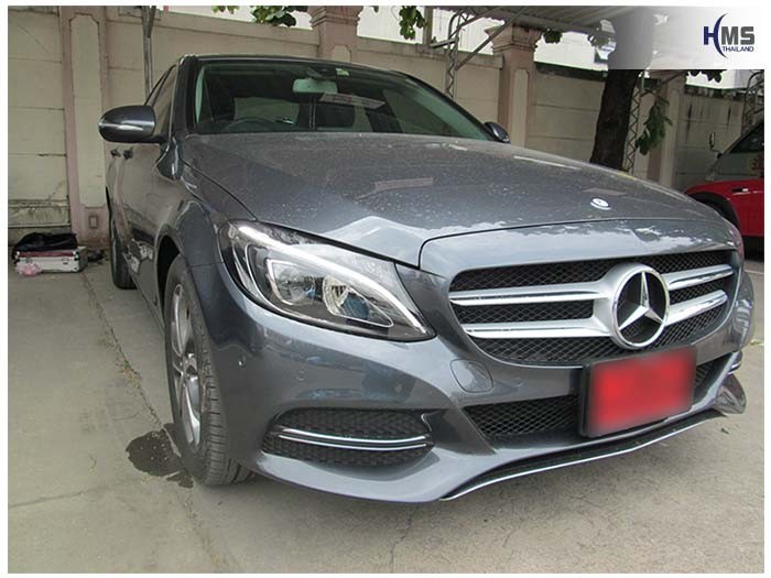 Mercedes Benz C200 W205 (Rear camera)