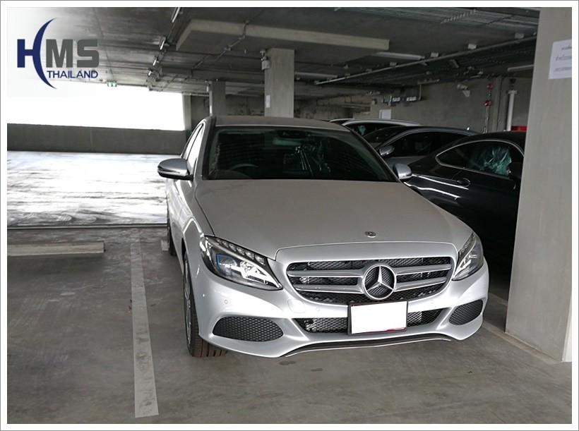 Mercedes Benz C350e W205 (DVR Thinkware X330)