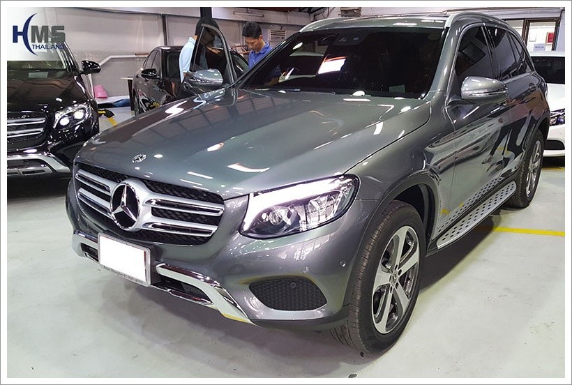 Mercedes Benz GLC250d (DVR Thinkware X330)