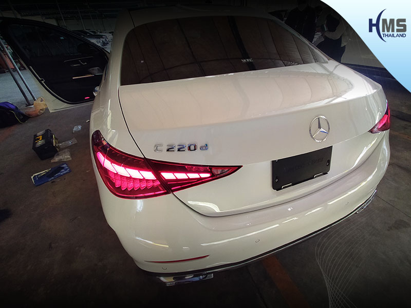 ติดกล้องรถยนต์ Benz 