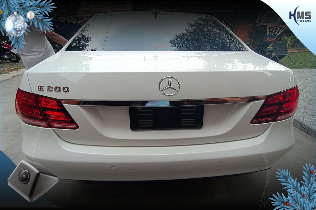 ติดกล้องมองหลัง Benz 